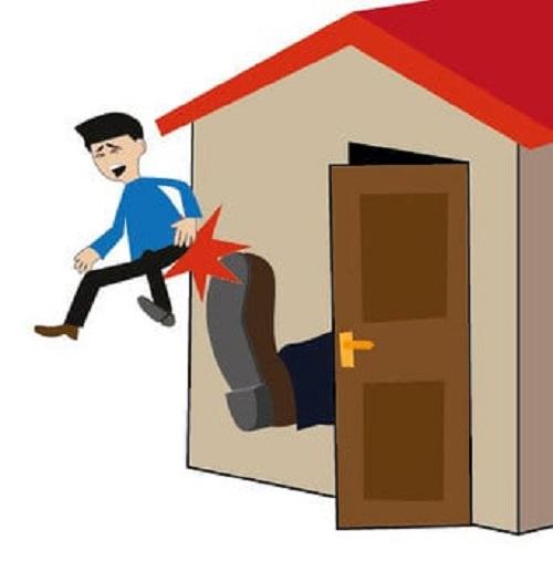 Услуги юриста по выписке человека из квартиры.  Санкт-Петербург
