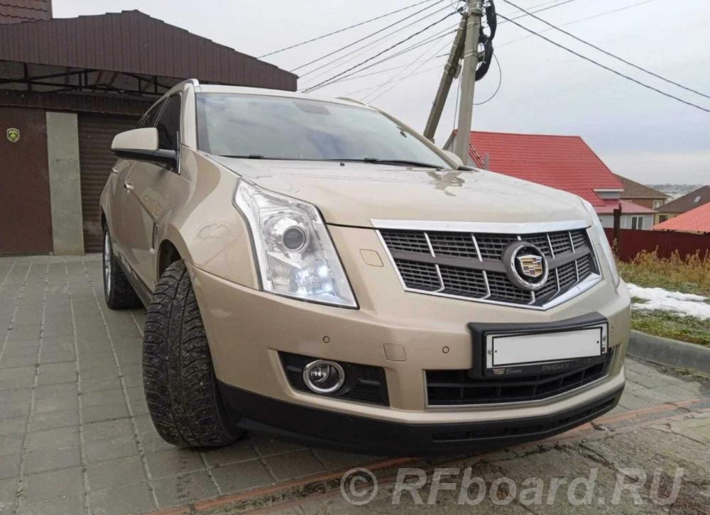 Cadillac SRX,  2010 г.. Волгоградская область,  Волгоград (город)