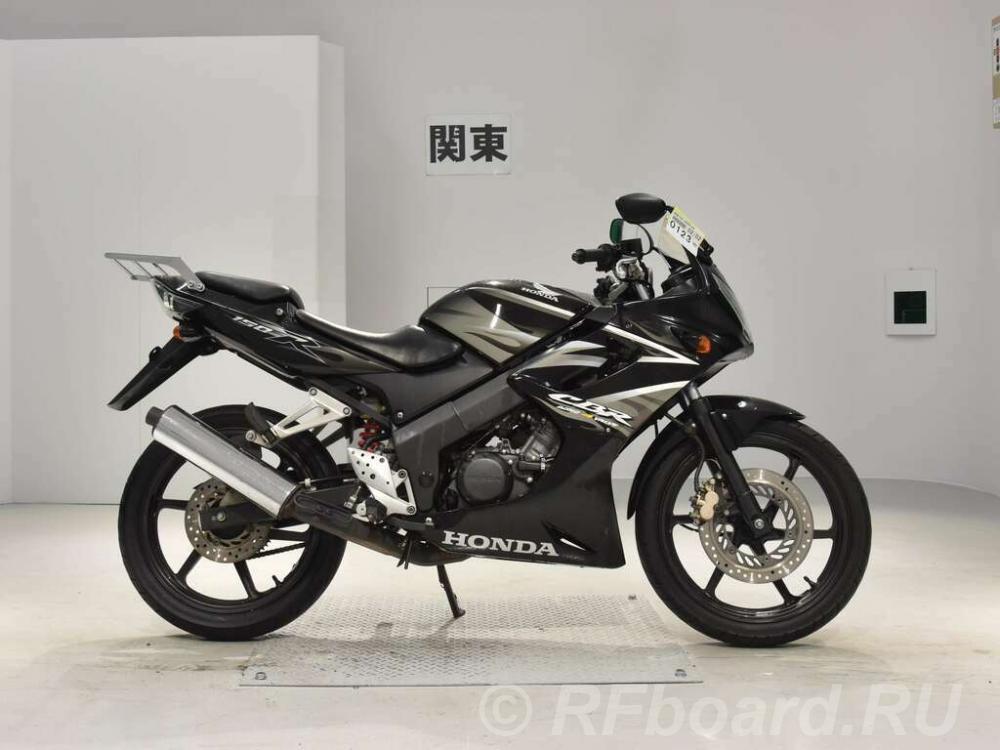 Мотоцикл спортбайк Honda CBR150R рама NCB150 модификация спортивный гв ....  Москва