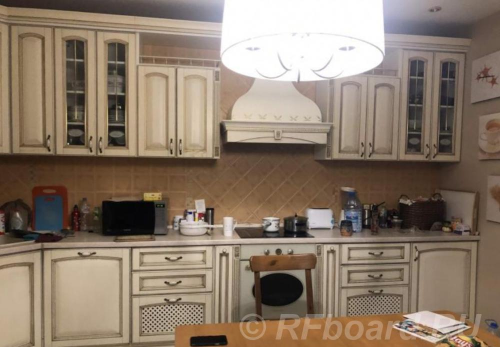 Продается комната 84,0 м2, 9/26 эт. в  2-ком.кв,.  Москва