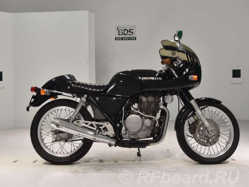 Мотоцикл дорожный Honda GB400TT MK2 рама NC20 в стиле кафе-рейсер.  Москва