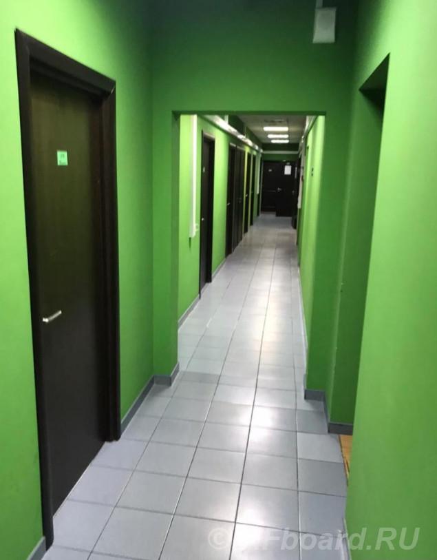 Сдается комната 35 м2, 3/5 эт. в > 6-ком. кв,.  Москва
