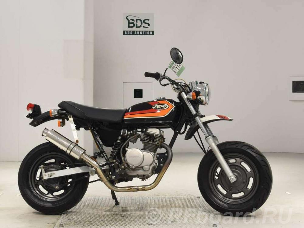 Мотоцикл naked bike нэйкед Honda APE 50 рама AC16 minibike мини-байк.  Москва