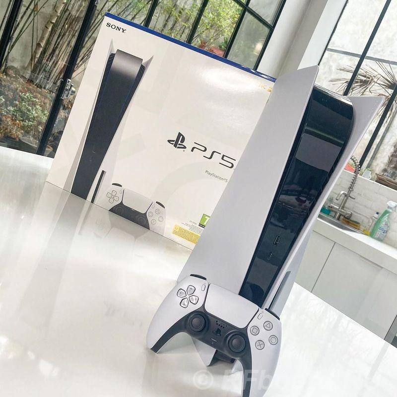 Консоль Sony Playstation 5 дисковая версия.  Москва