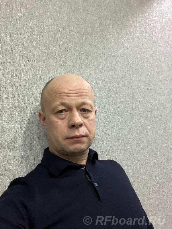 Пoтoмcтвeнный знaxapь Александр гaдaниe, cнятие пopчи, иcцeлeниe.  Москва