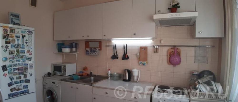 Сдается комната 85 м2, 9/16 эт. в  3-ком. кв,. Краснодарский край,  Краснодар
