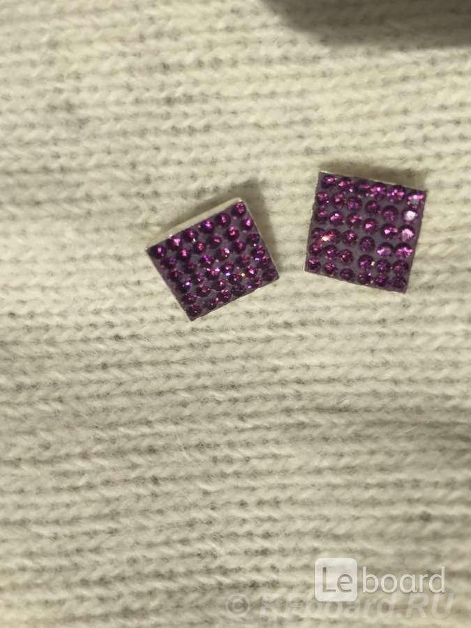 Серьги пусеты бижутерия стразы сваровски swarovski сиреневый фиолетовы ....  Москва